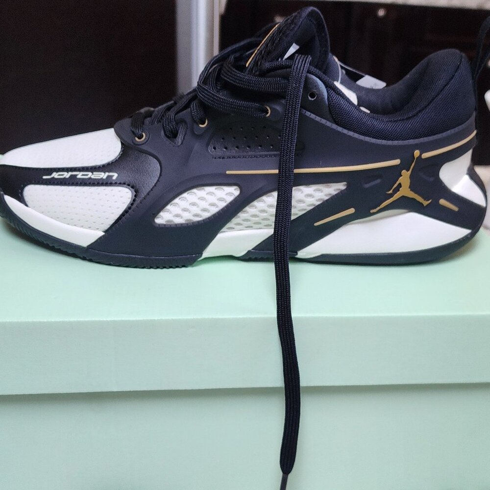 Jordan Heir PF "Classic" Men’s Size 9 (Women’s Size 10.5) – Brand New
